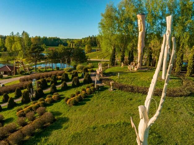 Jakie walory rekreacyjne Polski przyciągają miłośników aktywnego wypoczynku?