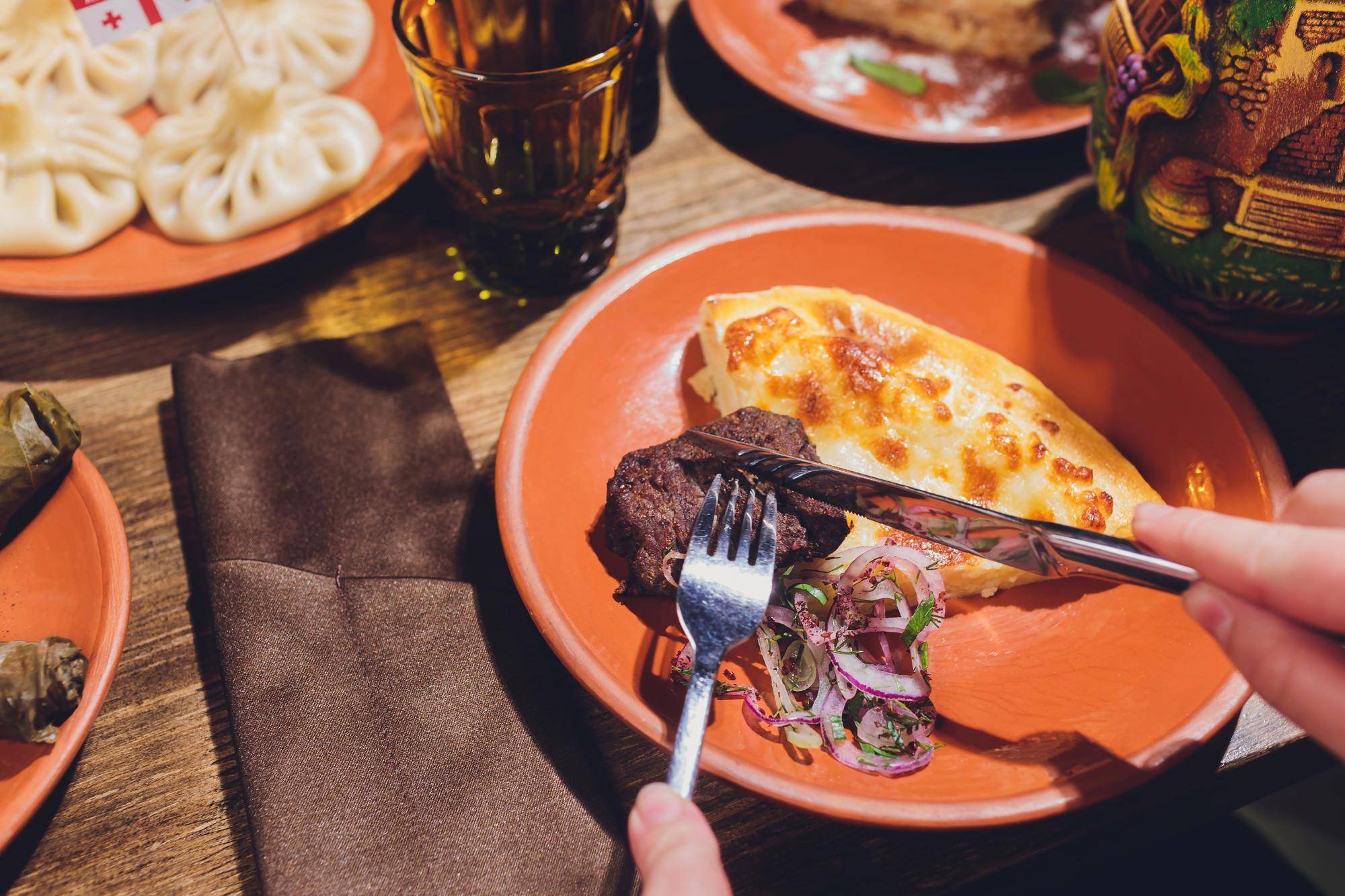 Toruń gdzie dobrze zjeść na lunch lub kolację?