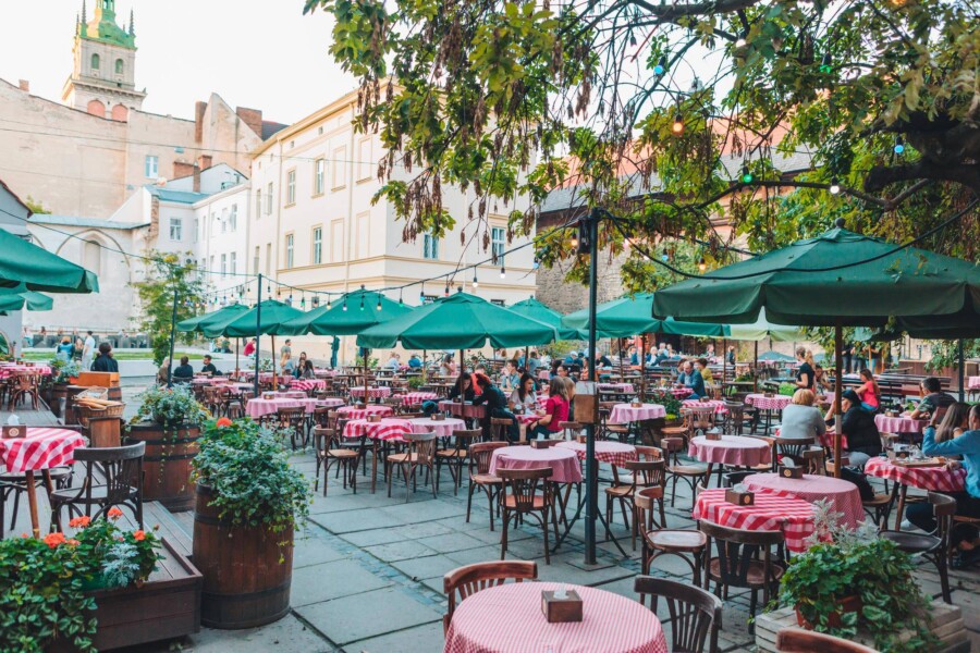 Stary rynek Poznań gdzie zjeść smacznie i klimatycznie?